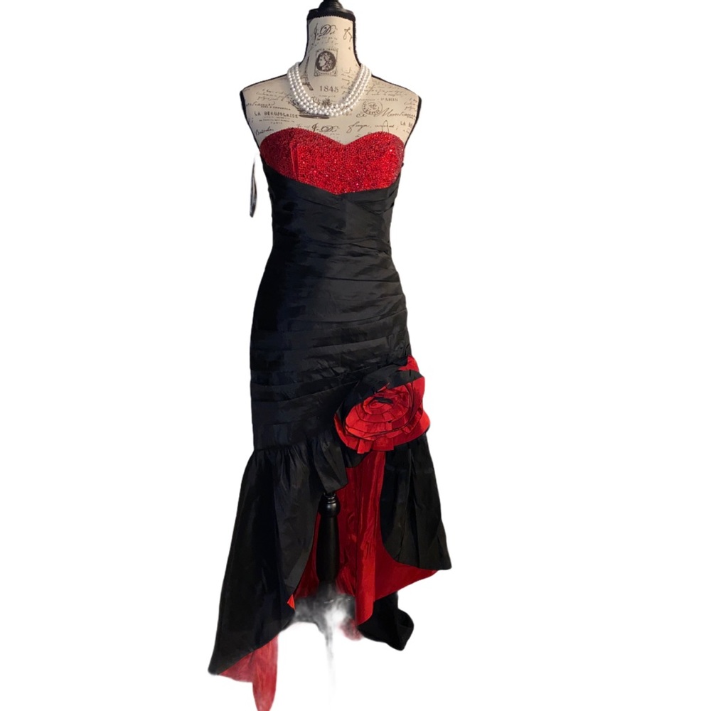 Black red Gorgeous bolero  prom pageant dress